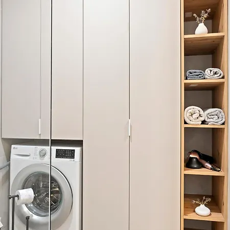 Apartment One Verdi Luxury Bucharest