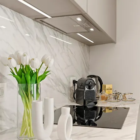 One Verdi Luxury Apartment *
