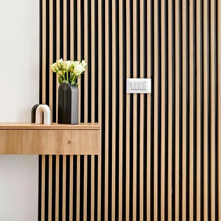 One Verdi Luxury Apartment *