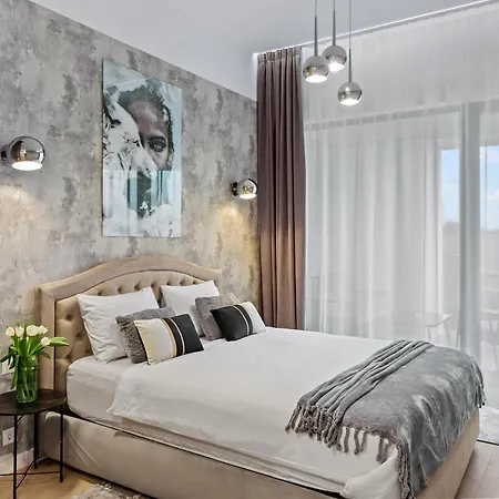 One Luxury Apartments - Verdi Park * Бухарест