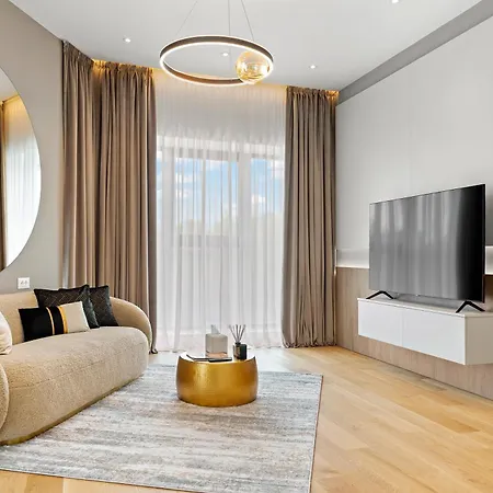 Апартаменты One Luxury Apartments - Verdi Park