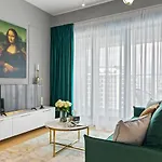 One Luxury - Verdi Park شقة *