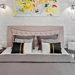 One Luxury - Verdi Park * بوخارست