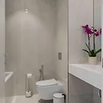 One Luxury - Verdi Park * بوخارست