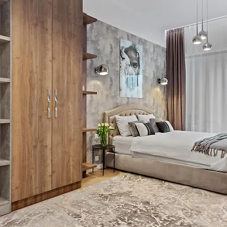 One Luxury Apartments - Verdi Park