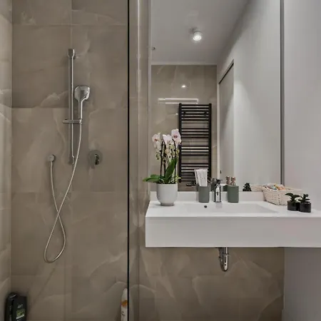 One Luxury Apartments - Verdi Park