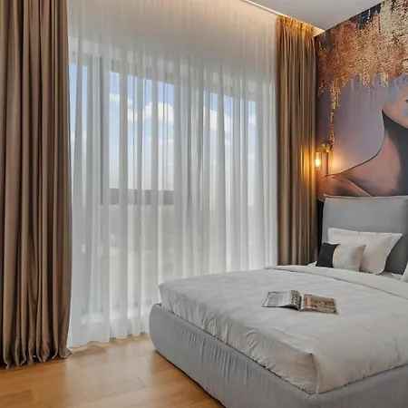 One Luxury Apartments - Verdi Park *