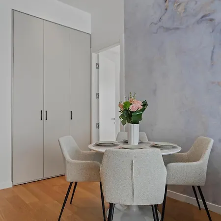 One Luxury Apartments - Verdi Park בוקרשט